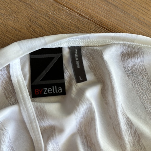 Zella top - Picture 4 of 4